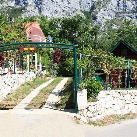 Holiday Village Ostrog Nikšić Εξωτερικό φωτογραφία