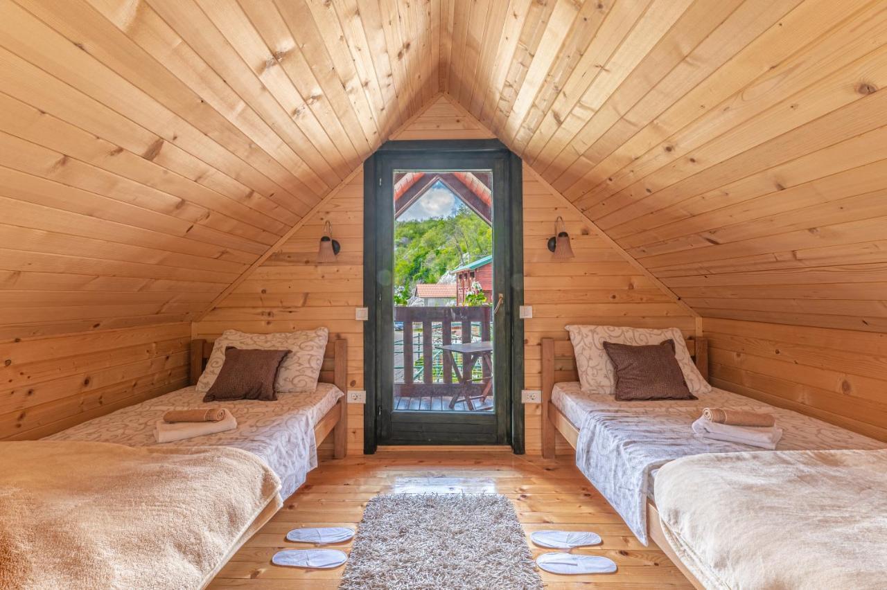 Holiday Village Ostrog Nikšić Εξωτερικό φωτογραφία