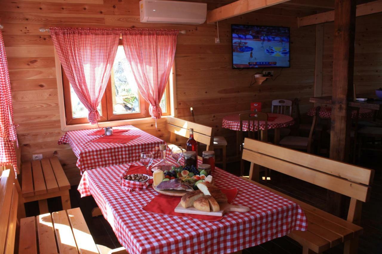 Holiday Village Ostrog Nikšić Εξωτερικό φωτογραφία