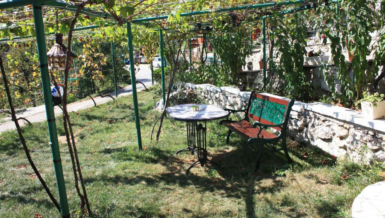 Holiday Village Ostrog Nikšić Εξωτερικό φωτογραφία